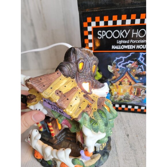 Spooky hollow phantoms opera Halloween vintage ceramic village - Picture 8 of 11